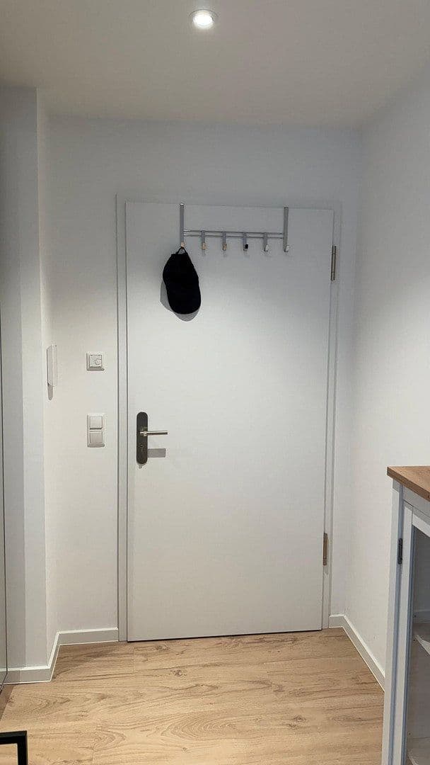 Prenájom bytu 1-izbový 38 m², Erlangen, Bavorsko Prenájom bytu 1-izbový 38 m², Erlangen, Bavorsko