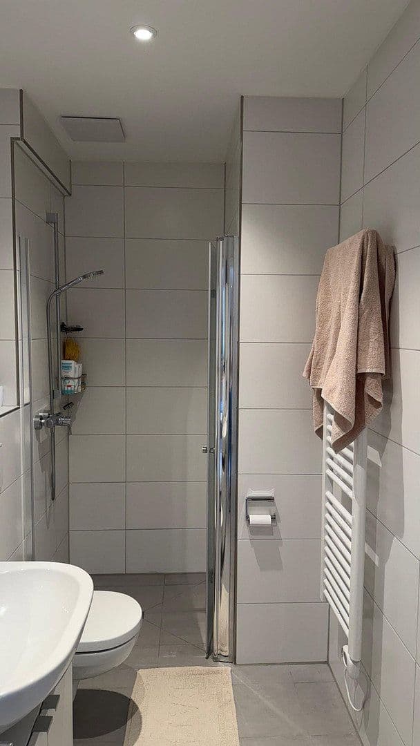 Prenájom bytu 1-izbový 38 m², Erlangen, Bavorsko Prenájom bytu 1-izbový 38 m², Erlangen, Bavorsko