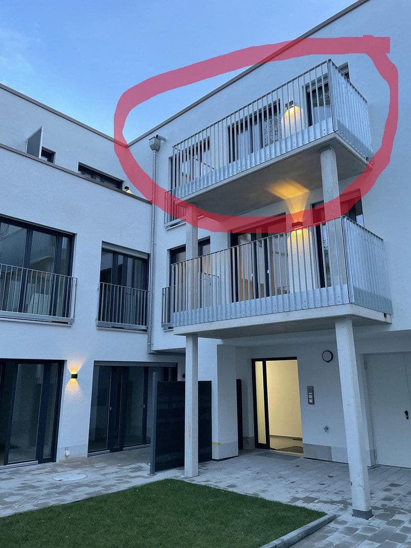 Prenájom bytu 1-izbový 38 m², Erlangen, Bavorsko Prenájom bytu 1-izbový 38 m², Erlangen, Bavorsko