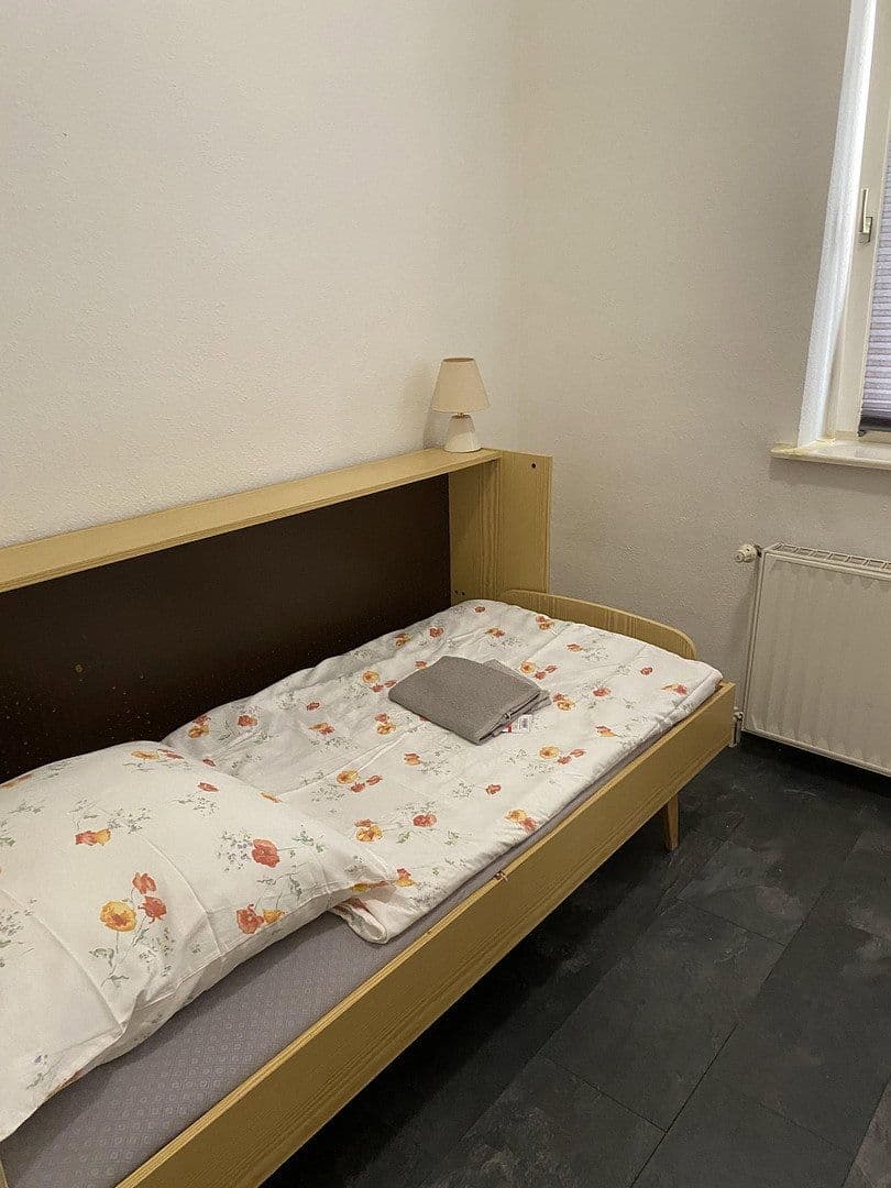 Prenájom bytu 4-izbový 100 m², Neumünster, Šlezvicko-Holštajnsko Prenájom bytu 4-izbový 100 m², Neumünster, Šlezvicko-Holštajnsko