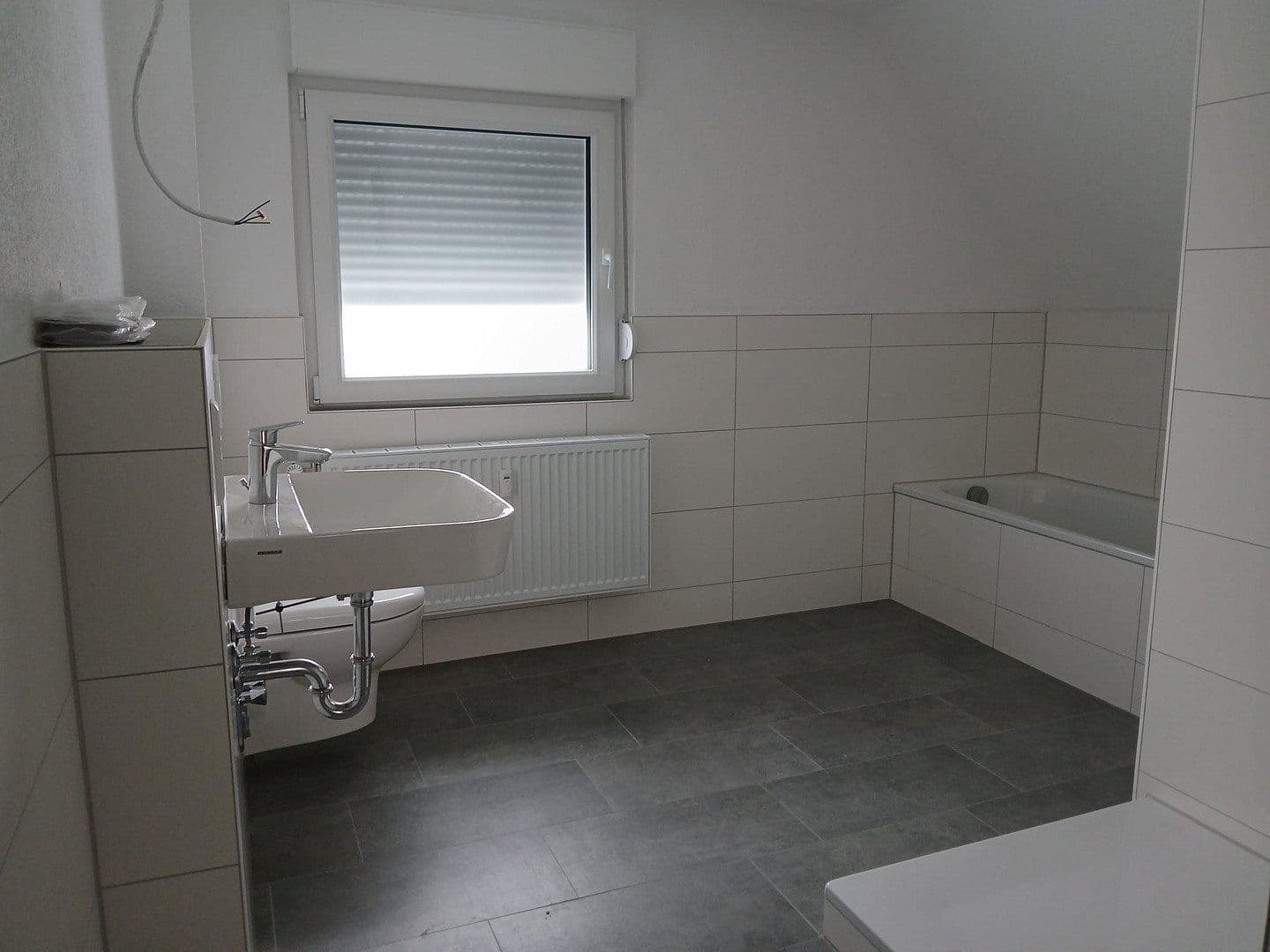 Prenájom bytu 4-izbový 105 m², Winnenden, Bádensko-Wurttembersko Prenájom bytu 4-izbový 105 m², Winnenden, Bádensko-Wurttembersko