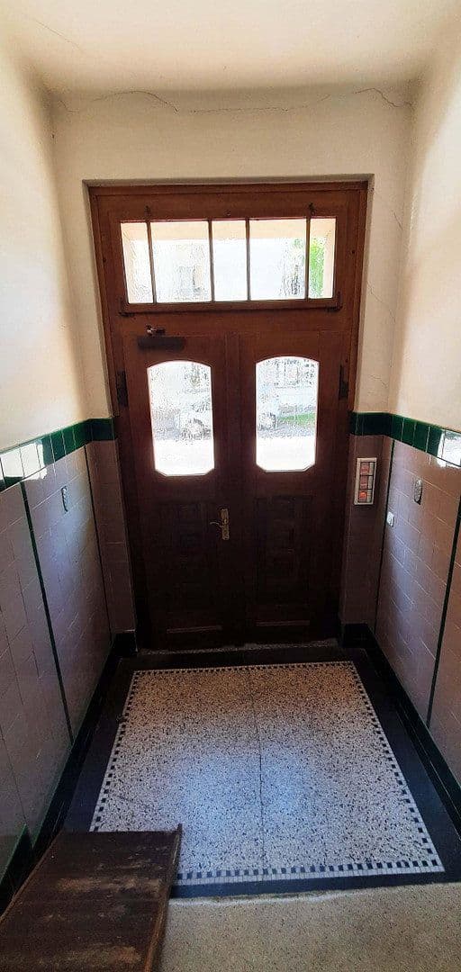 Prenájom bytu 2-izbový 74 m², Schellingstr. 12, Gera-Untermhaus, Durínsko Prenájom bytu 2-izbový 74 m², Schellingstr. 12, Gera-Untermhaus, Durínsko