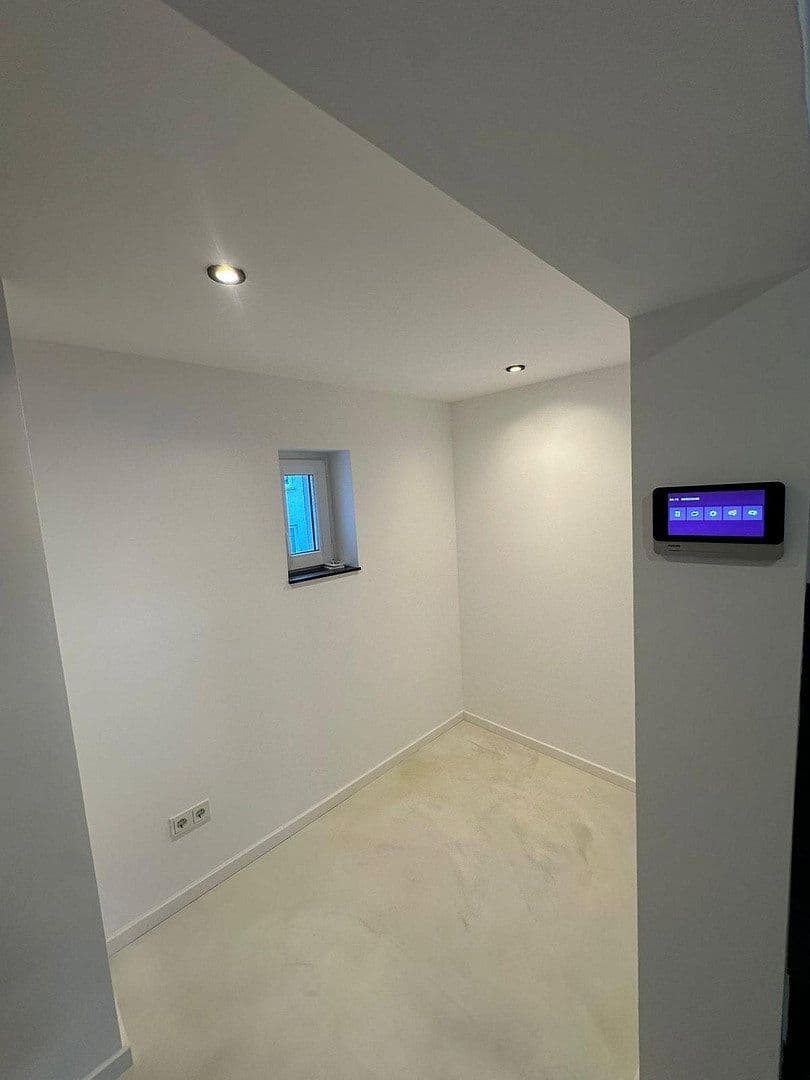 Prenájom domu 190 m², pozemek 270 m², Frankfurter Str. 9, Glashütten, Hesensko Prenájom domu 190 m², pozemek 270 m², Frankfurter Str. 9, Glashütten, Hesensko