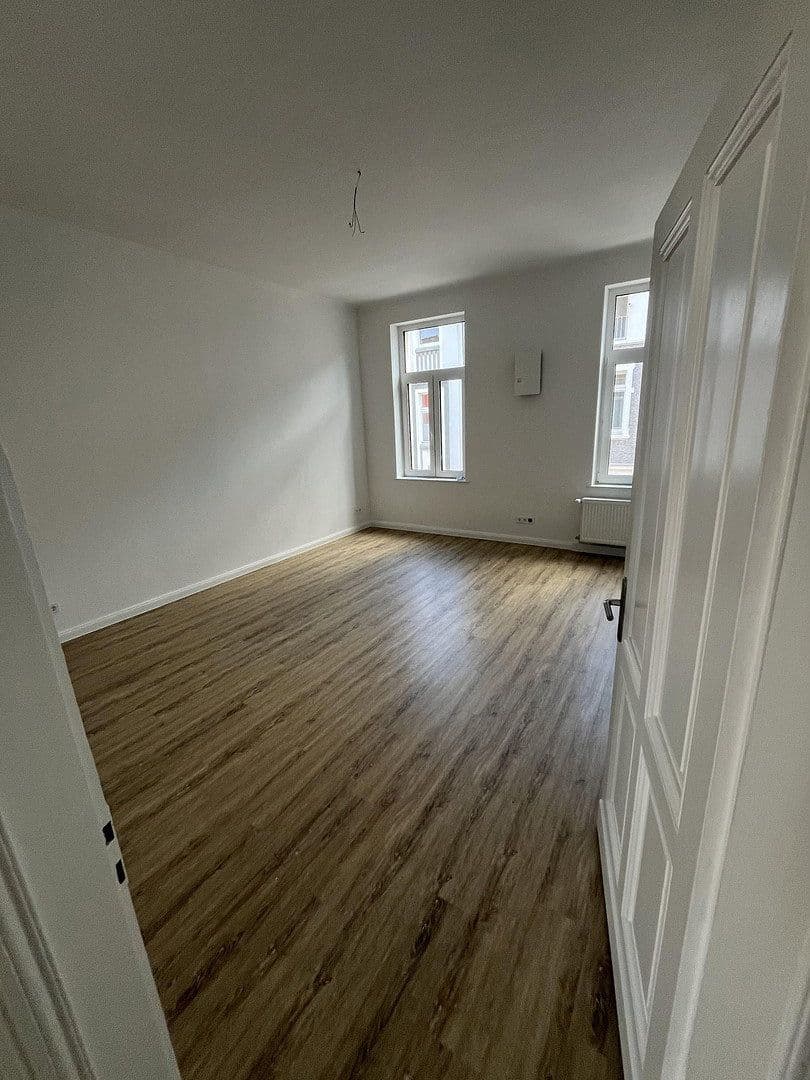 Prenájom bytu 3-izbový 85 m², Schloßstraße 7, Sinzig, Porýnie-Falcko Prenájom bytu 3-izbový 85 m², Schloßstraße 7, Sinzig, Porýnie-Falcko