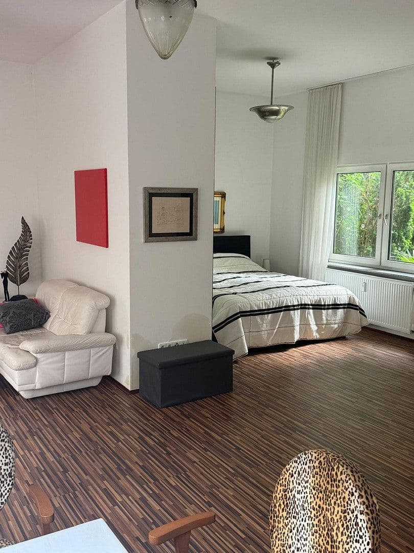 Prenájom bytu 1-izbový 65 m², Offenbach, Hesensko Prenájom bytu 1-izbový 65 m², Offenbach, Hesensko