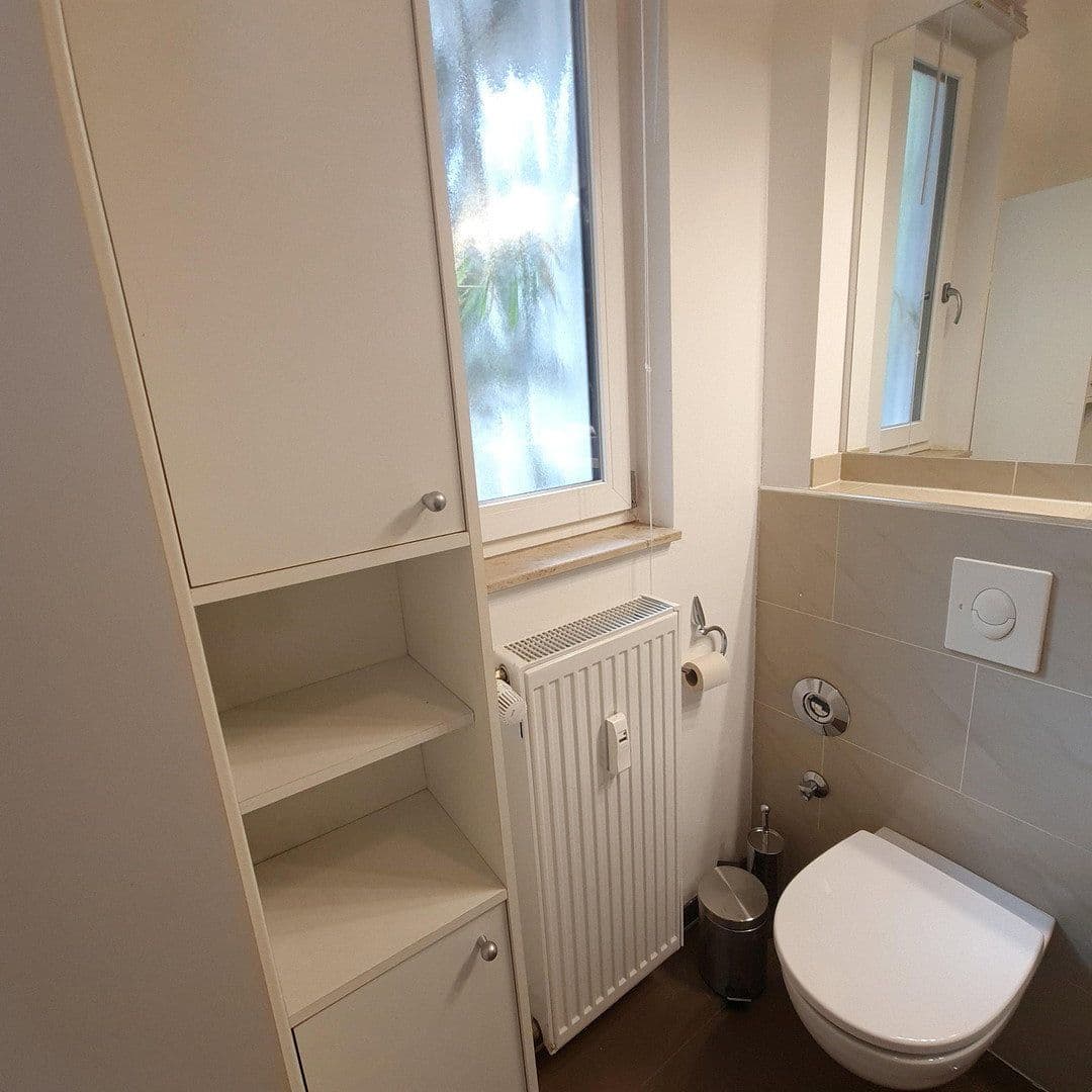 Prenájom bytu 1-izbový 65 m², Offenbach, Hesensko Prenájom bytu 1-izbový 65 m², Offenbach, Hesensko