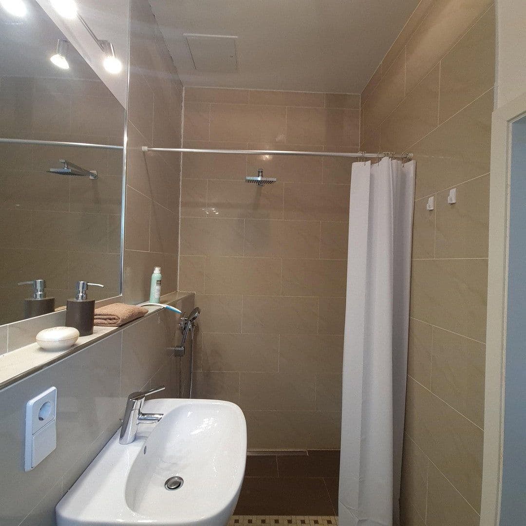 Prenájom bytu 1-izbový 65 m², Offenbach, Hesensko Prenájom bytu 1-izbový 65 m², Offenbach, Hesensko
