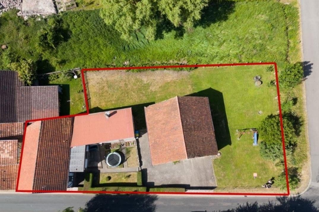 Predaj domu 150 m², pozemek 1.249 m², Heldburg, Durínsko Predaj domu 150 m², pozemek 1.249 m², Heldburg, Durínsko