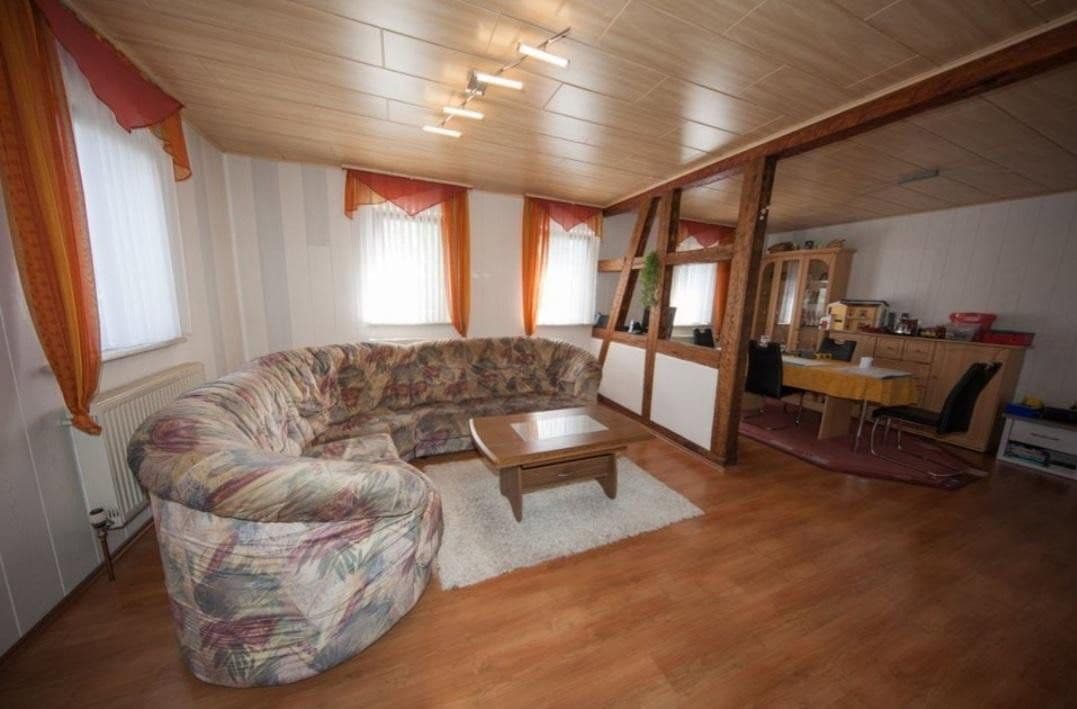 Predaj domu 150 m², pozemek 1.249 m², Heldburg, Durínsko Predaj domu 150 m², pozemek 1.249 m², Heldburg, Durínsko