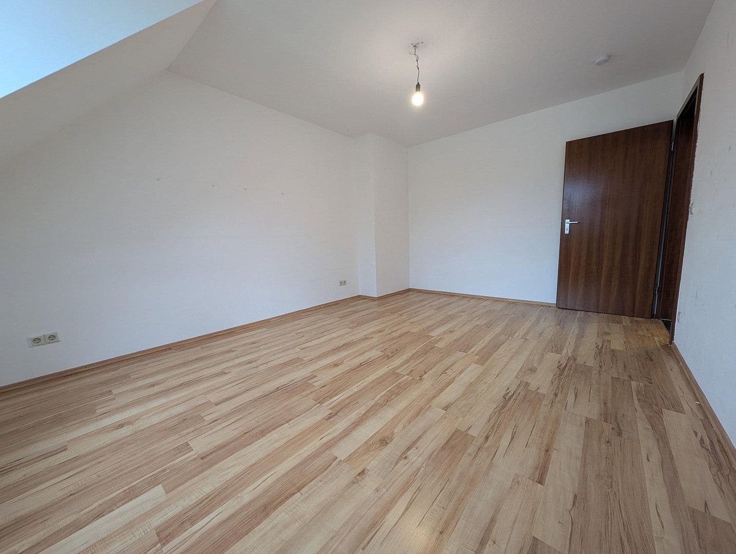 Predaj bytu 2-izbový 66 m², Nürnberg, Bavorsko Predaj bytu 2-izbový 66 m², Nürnberg, Bavorsko