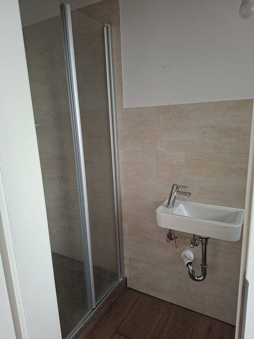 Prenájom bytu 3-izbový 28 m², Hof, Bavorsko Prenájom bytu 3-izbový 28 m², Hof, Bavorsko