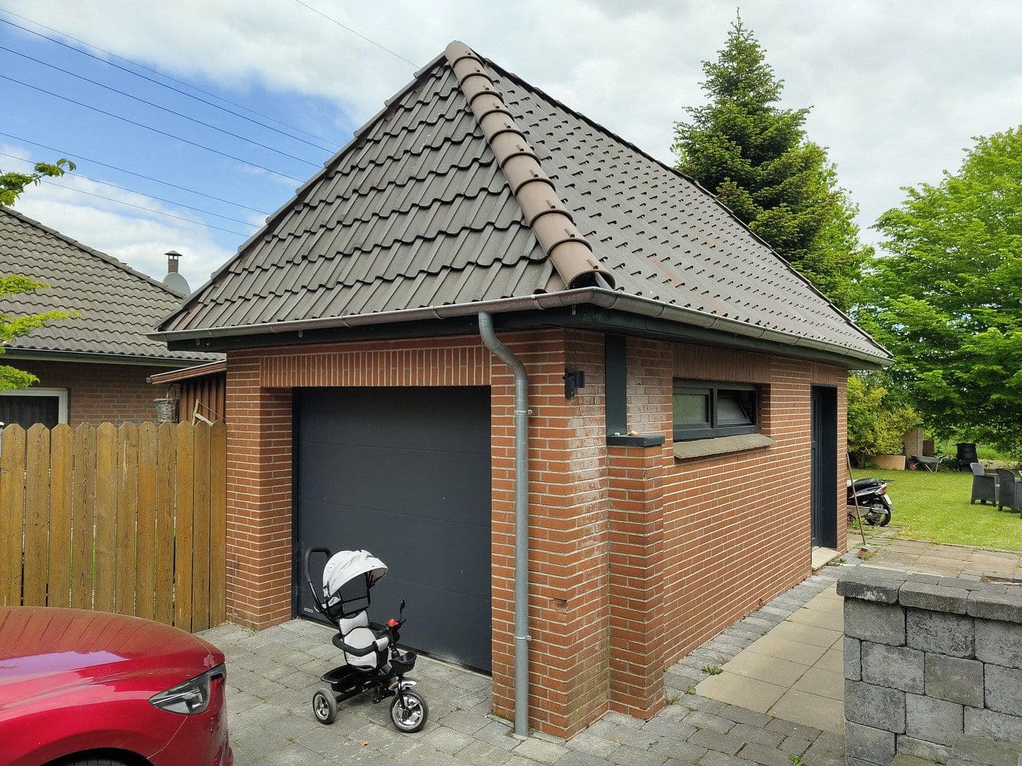 Prenájom domu 150 m², pozemek 1.050 m², Twielenflether Chaussee 4, Hollern-Twielenfleth, Dolné Sasko Prenájom domu 150 m², pozemek 1.050 m², Twielenflether Chaussee 4, Hollern-Twielenfleth, Dolné Sasko