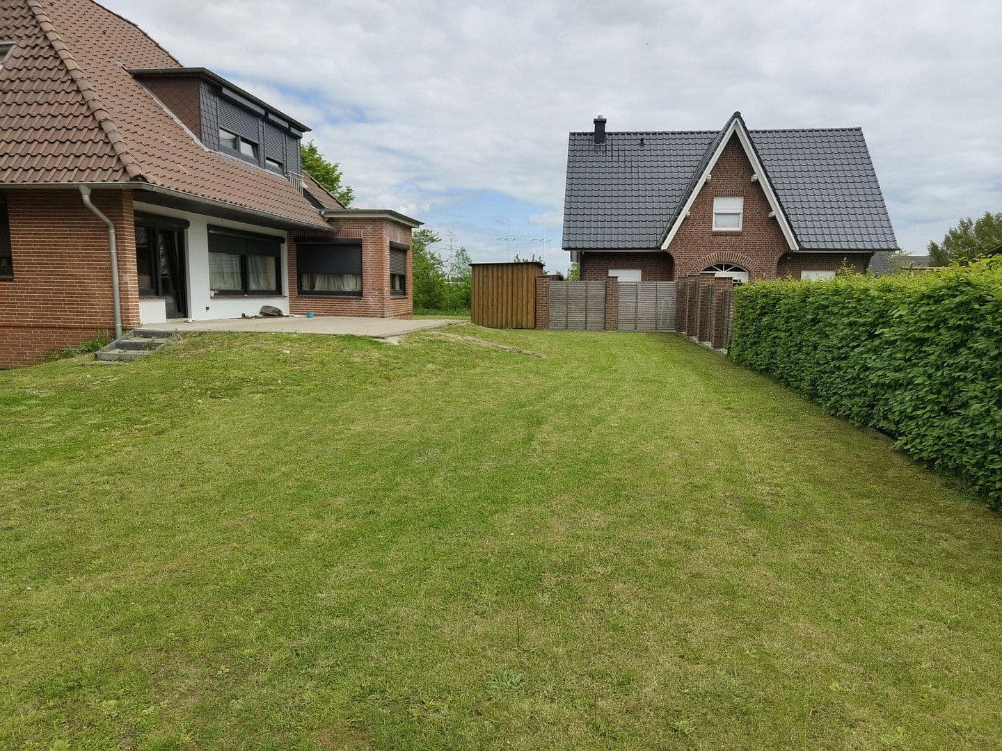 Prenájom domu 150 m², pozemek 1.050 m², Twielenflether Chaussee 4, Hollern-Twielenfleth, Dolné Sasko Prenájom domu 150 m², pozemek 1.050 m², Twielenflether Chaussee 4, Hollern-Twielenfleth, Dolné Sasko