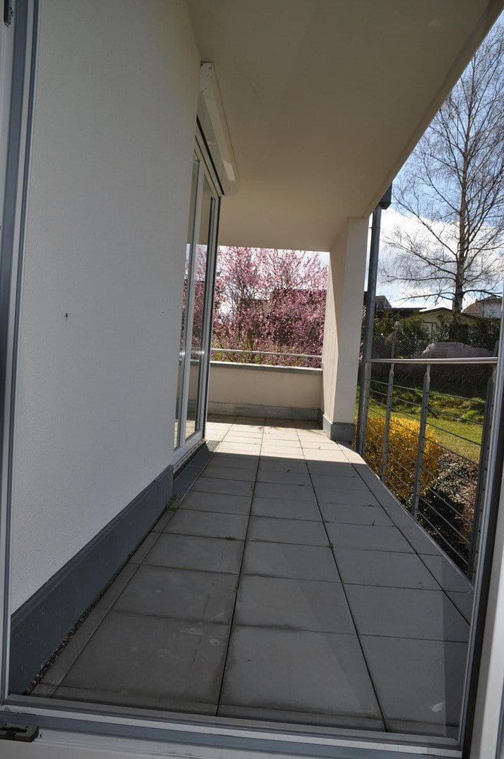 Prenájom bytu 4-izbový 123 m², Aldingen, Bádensko-Wurttembersko Prenájom bytu 4-izbový 123 m², Aldingen, Bádensko-Wurttembersko