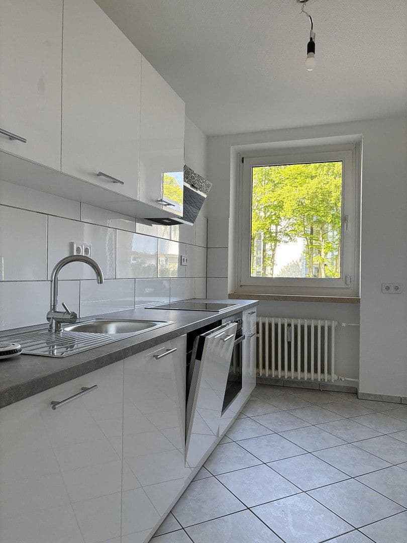 Prenájom bytu 2-izbový 63 m², Hochhausring 7, Aachen, Severné Porýnie - Westfálsko Prenájom bytu 2-izbový 63 m², Hochhausring 7, Aachen, Severné Porýnie - Westfálsko