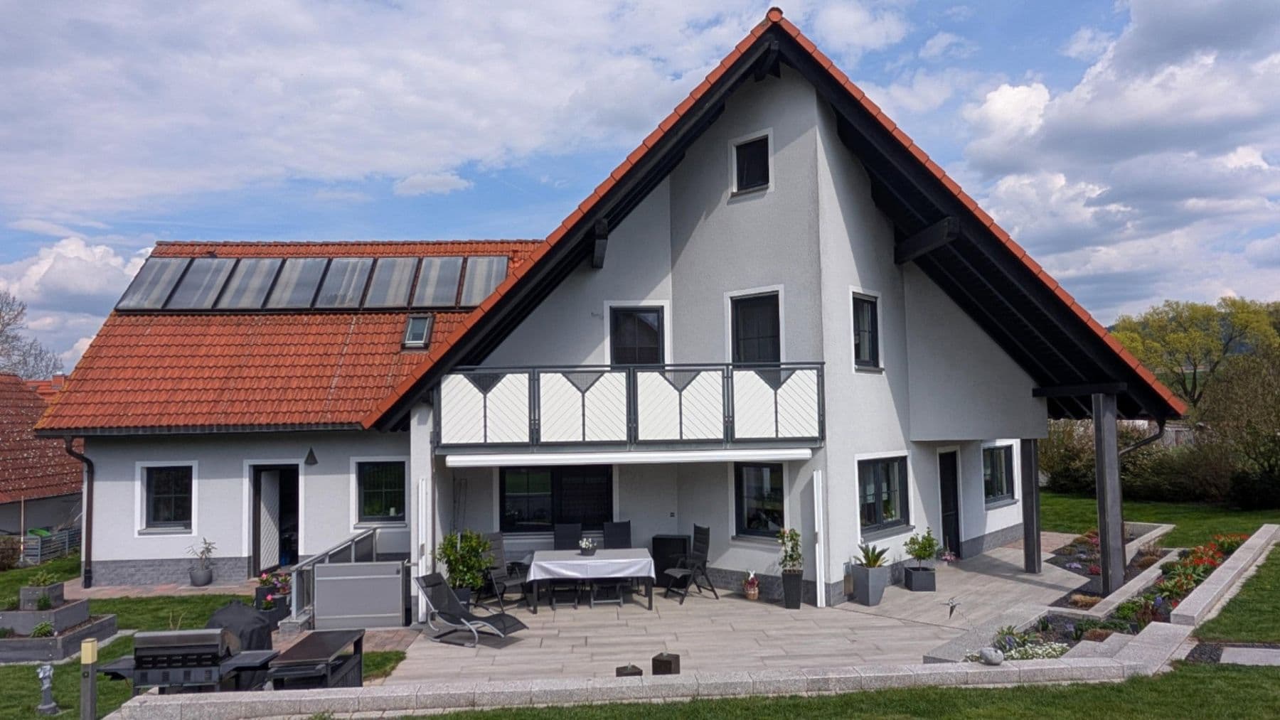 Predaj domu 232 m², pozemek 929 m², Goldkronach, Bavorsko Predaj domu 232 m², pozemek 929 m², Goldkronach, Bavorsko