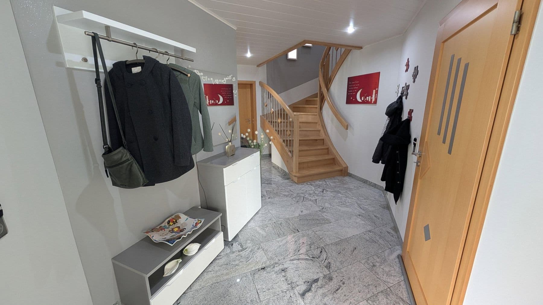 Predaj domu 232 m², pozemek 929 m², Goldkronach, Bavorsko Predaj domu 232 m², pozemek 929 m², Goldkronach, Bavorsko