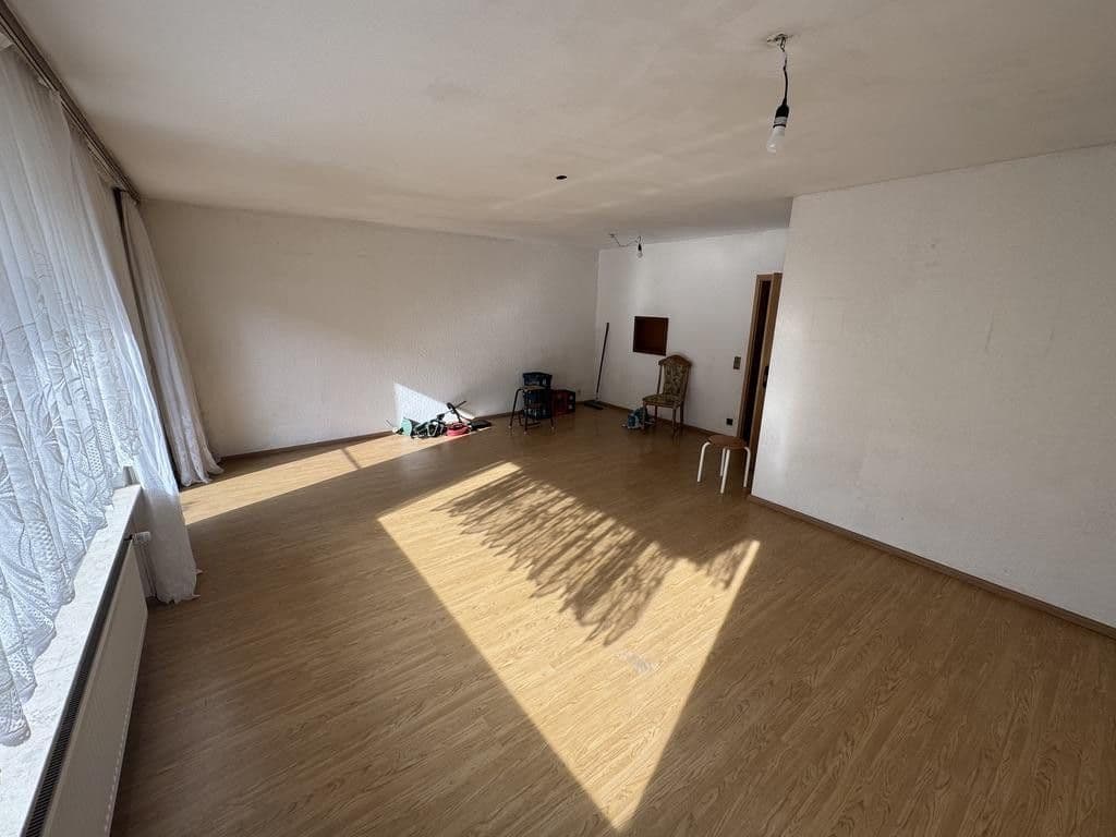 Predaj domu 120 m², pozemek 147 m², Hofheim am Taunus, Hesensko Predaj domu 120 m², pozemek 147 m², Hofheim am Taunus, Hesensko