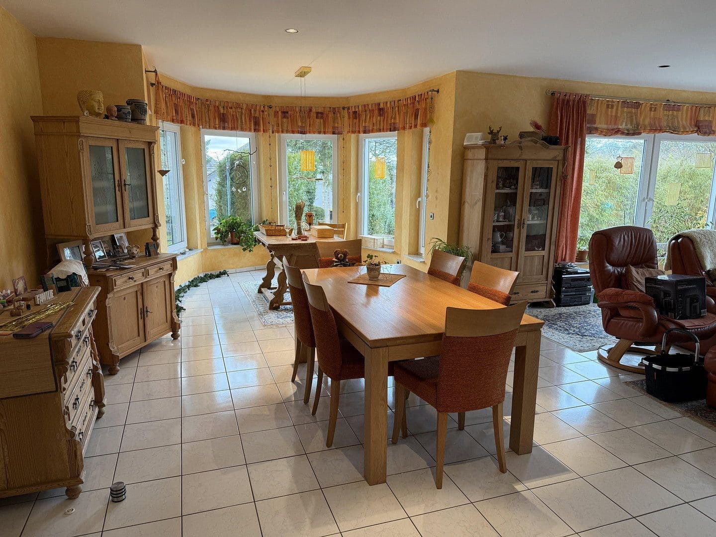 Predaj domu 240 m², pozemek 992 m², Weyerbusch, Porýnie-Falcko Predaj domu 240 m², pozemek 992 m², Weyerbusch, Porýnie-Falcko