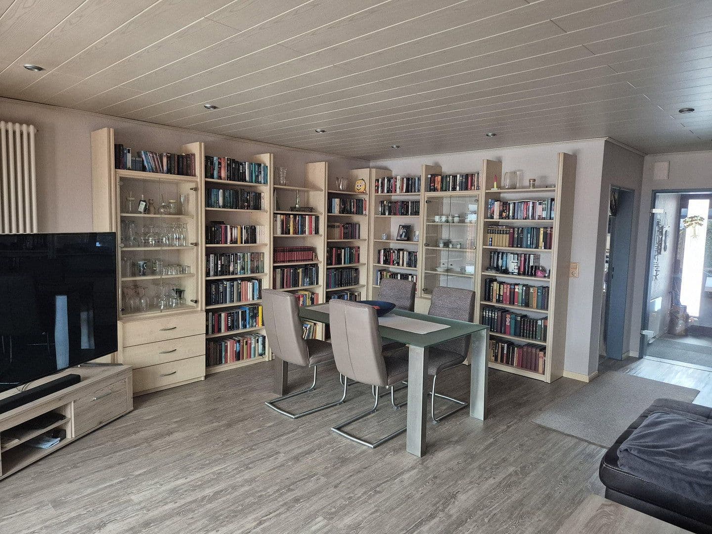 Predaj domu 131 m², pozemek 230 m², Stade, Dolné Sasko Predaj domu 131 m², pozemek 230 m², Stade, Dolné Sasko