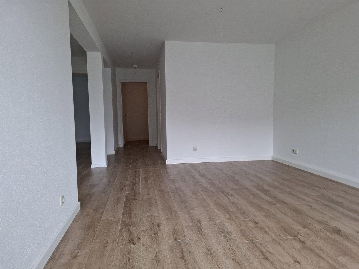 Prenájom bytu 3-izbový 93 m², Waldallee 7.42, Eppstein, Hesensko Prenájom bytu 3-izbový 93 m², Waldallee 7.42, Eppstein, Hesensko