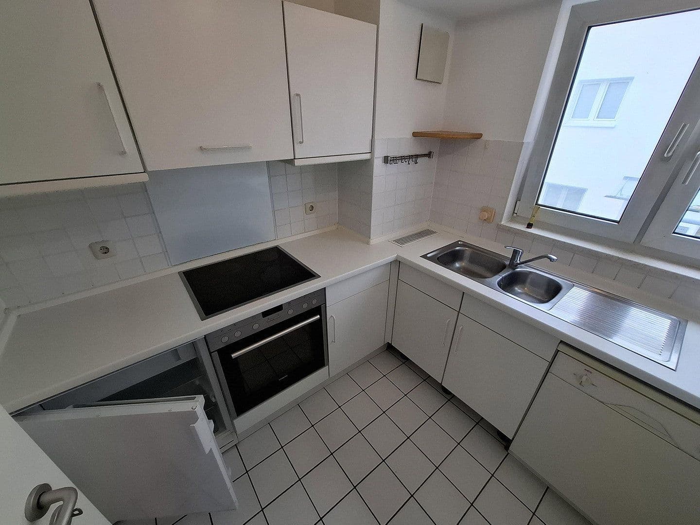 Prenájom bytu 3-izbový 93 m², Waldallee 7.42, Eppstein, Hesensko Prenájom bytu 3-izbový 93 m², Waldallee 7.42, Eppstein, Hesensko