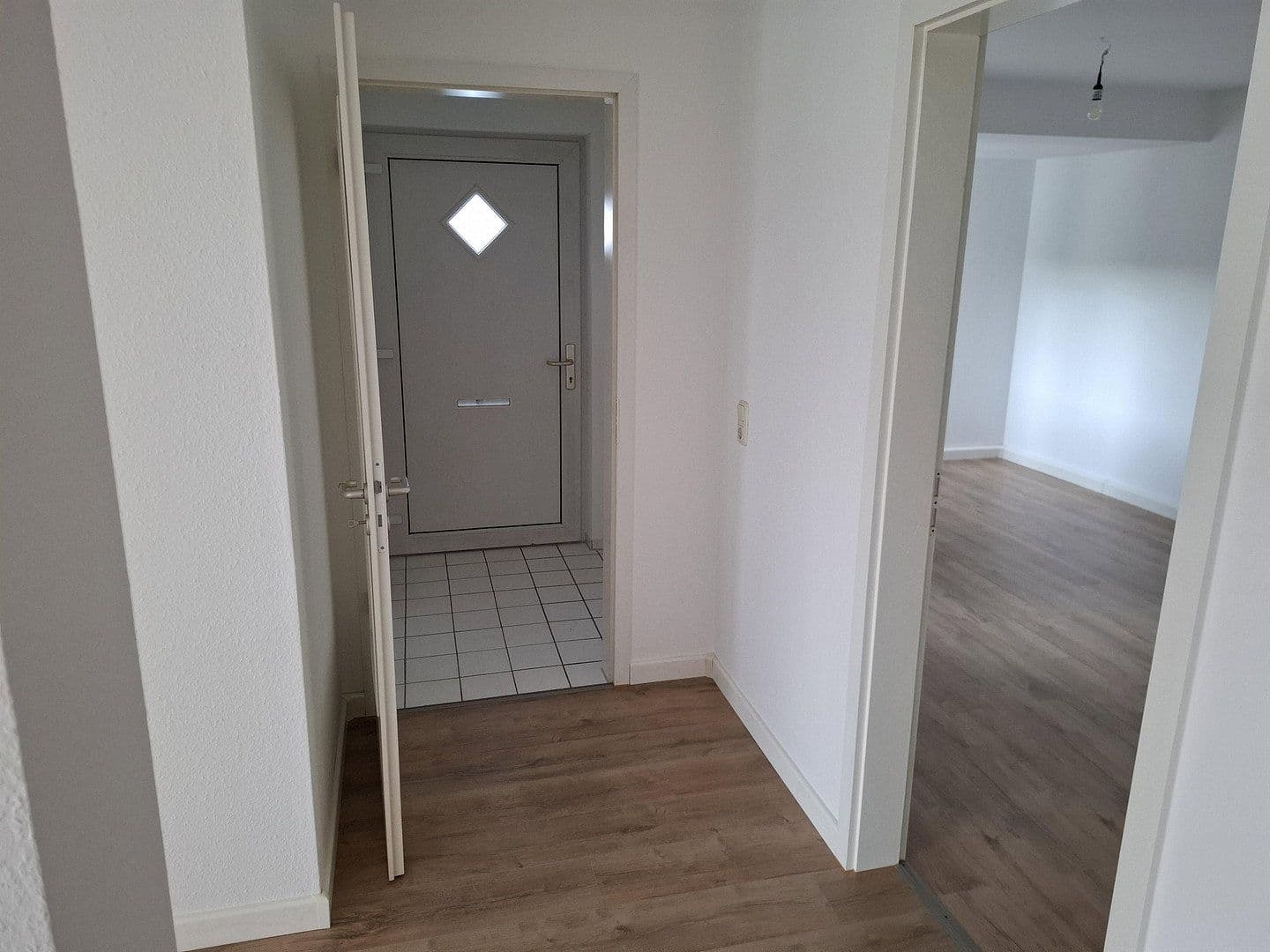 Prenájom bytu 3-izbový 93 m², Waldallee 7.42, Eppstein, Hesensko Prenájom bytu 3-izbový 93 m², Waldallee 7.42, Eppstein, Hesensko