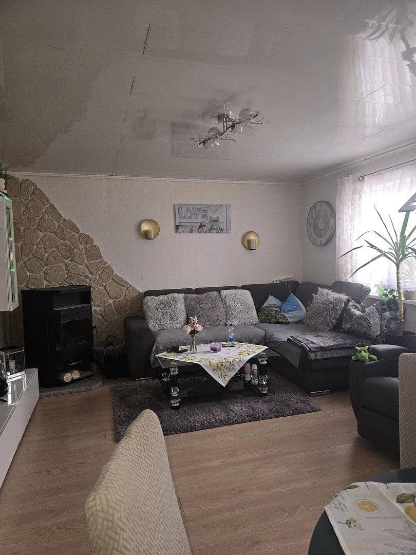 Predaj domu 178 m², pozemek 662 m², Arnstadt, Durínsko Predaj domu 178 m², pozemek 662 m², Arnstadt, Durínsko