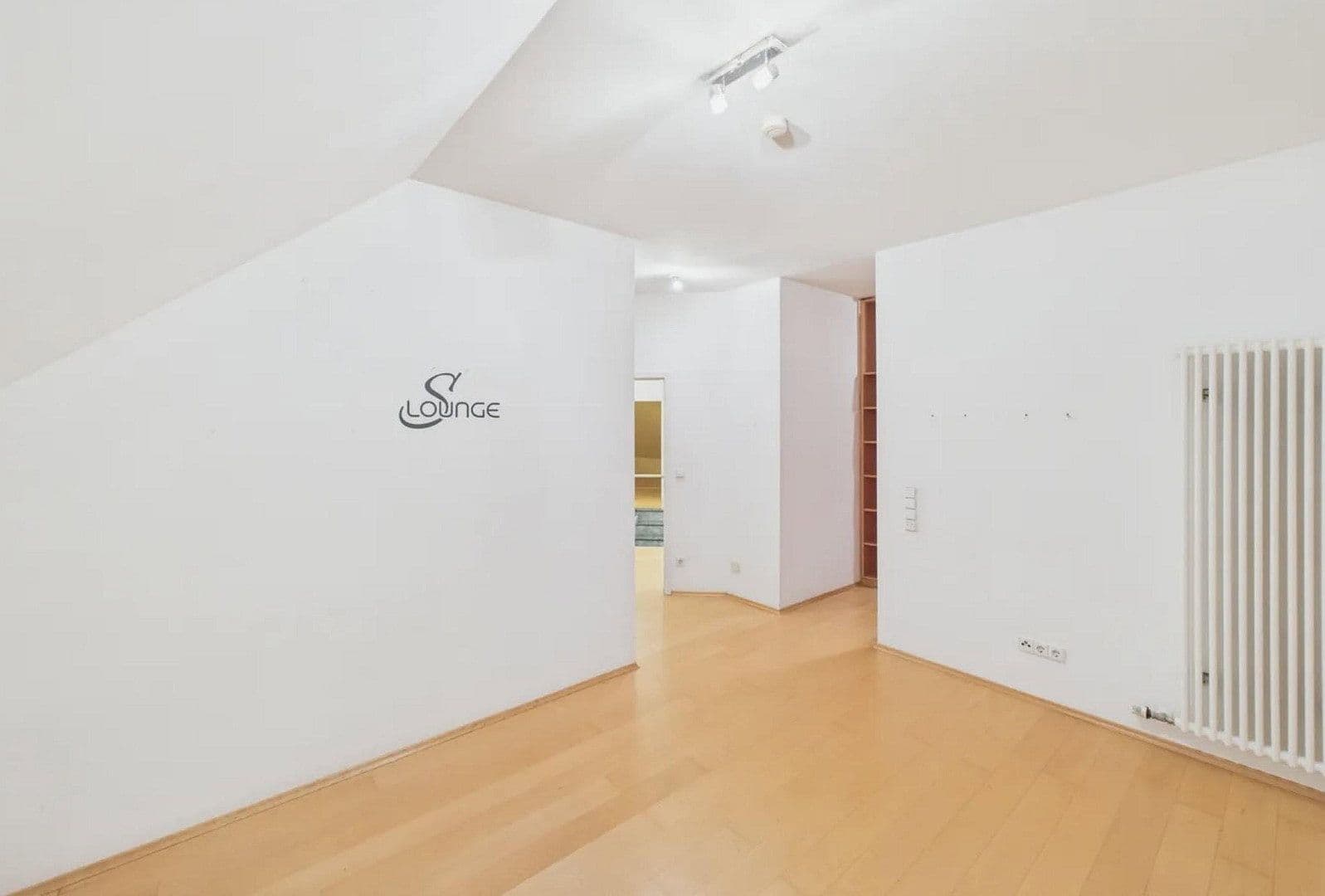 Predaj domu 520 m², pozemek 697 m², Fritz-Ulrich-Str. 105, Heilbronn, Bádensko-Wurttembersko Predaj domu 520 m², pozemek 697 m², Fritz-Ulrich-Str. 105, Heilbronn, Bádensko-Wurttembersko
