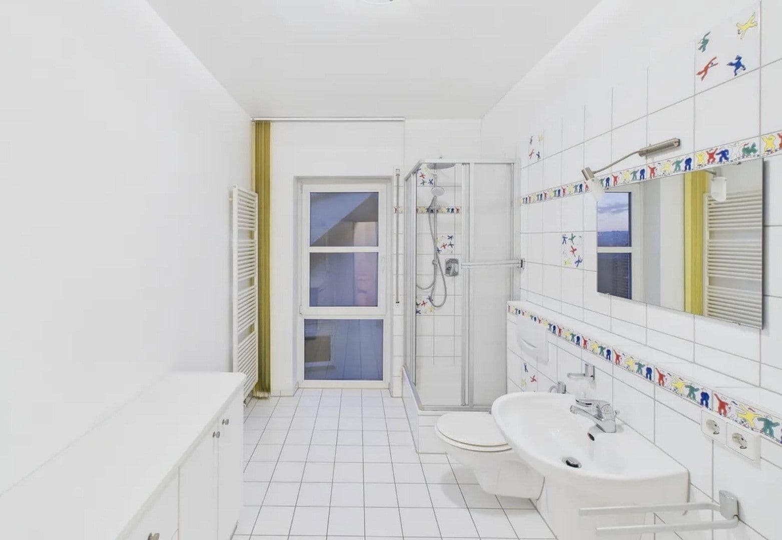 Predaj domu 520 m², pozemek 697 m², Fritz-Ulrich-Str. 105, Heilbronn, Bádensko-Wurttembersko Predaj domu 520 m², pozemek 697 m², Fritz-Ulrich-Str. 105, Heilbronn, Bádensko-Wurttembersko
