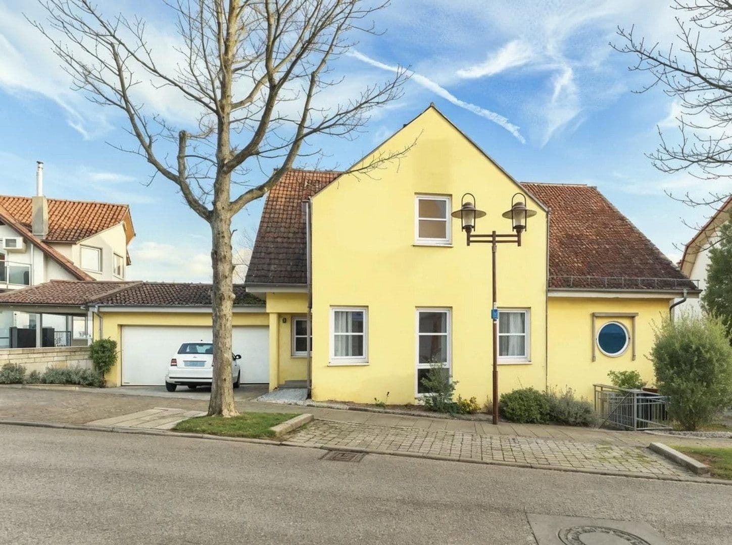 Predaj domu 520 m², pozemek 697 m², Fritz-Ulrich-Str. 105, Heilbronn, Bádensko-Wurttembersko Predaj domu 520 m², pozemek 697 m², Fritz-Ulrich-Str. 105, Heilbronn, Bádensko-Wurttembersko