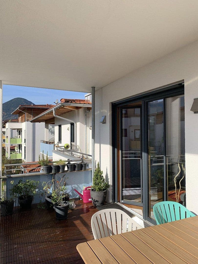 Predaj bytu 3-izbový 90 m², Inntalstraße 8, Brannenburg, Bavorsko Predaj bytu 3-izbový 90 m², Inntalstraße 8, Brannenburg, Bavorsko