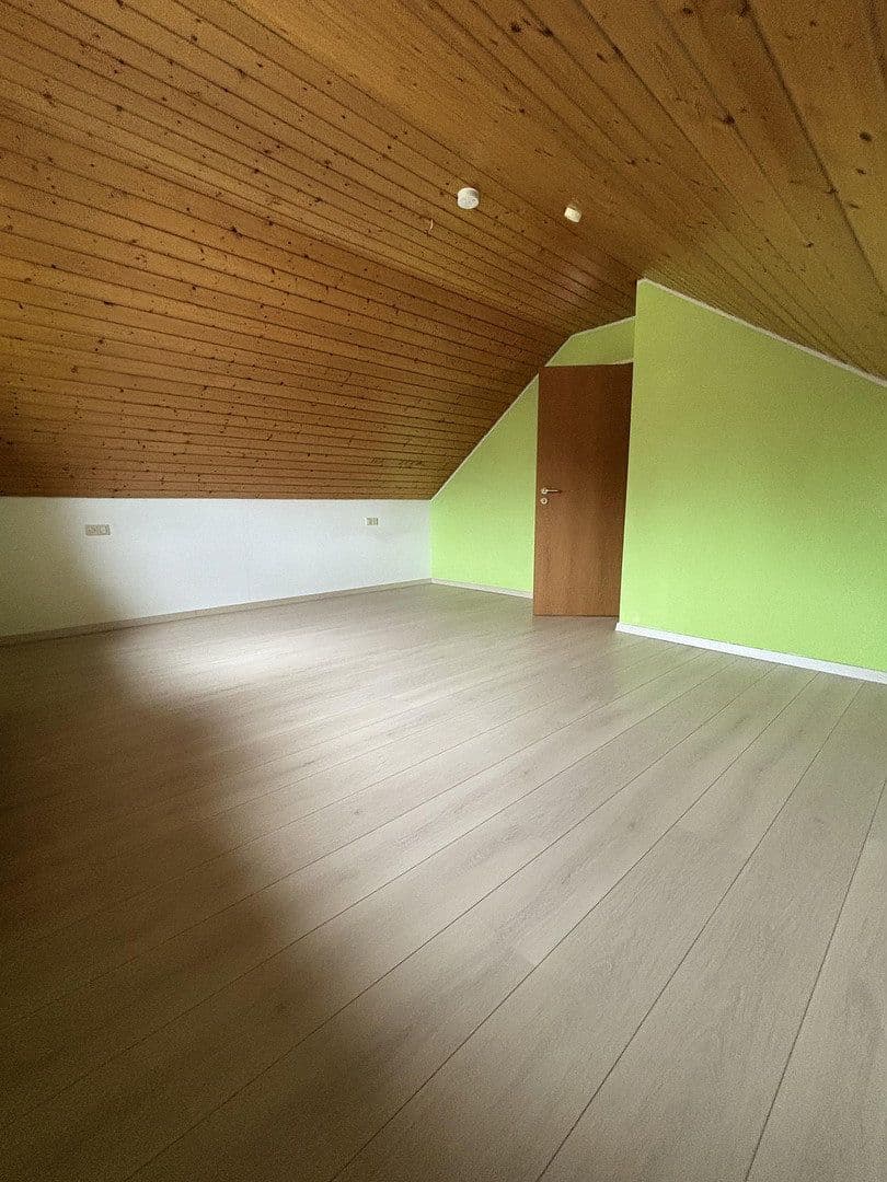Predaj bytu 5-izbový 114 m², Empfingen, Bádensko-Wurttembersko Predaj bytu 5-izbový 114 m², Empfingen, Bádensko-Wurttembersko