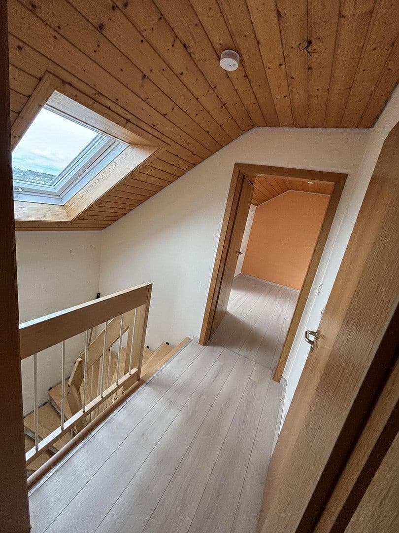Predaj bytu 5-izbový 114 m², Empfingen, Bádensko-Wurttembersko Predaj bytu 5-izbový 114 m², Empfingen, Bádensko-Wurttembersko