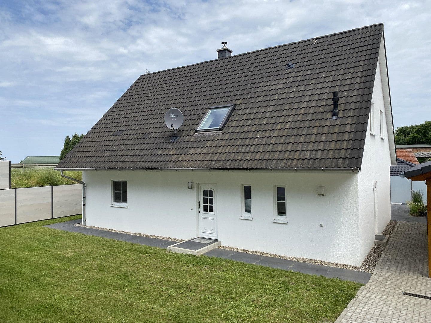Predaj domu 172 m², pozemek 483 m², Benz, Meklenbursko-Predpomoransko Predaj domu 172 m², pozemek 483 m², Benz, Meklenbursko-Predpomoransko