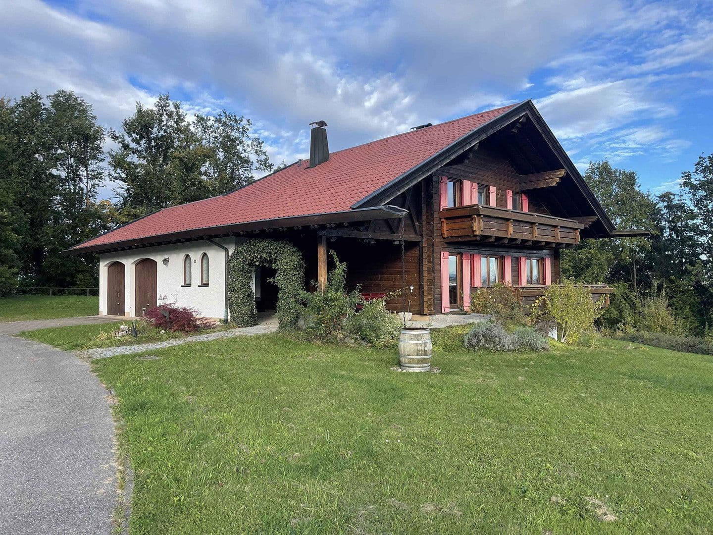 Predaj domu 150 m², pozemek 1.479 m², Panoramastr. 12, Berkheim, Bádensko-Wurttembersko Predaj domu 150 m², pozemek 1.479 m², Panoramastr. 12, Berkheim, Bádensko-Wurttembersko