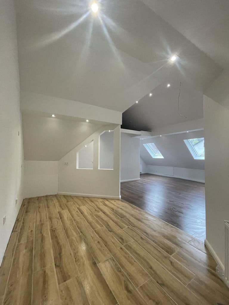 Prenájom bytu 2-izbový 100 m², Illertissen, Bavorsko Prenájom bytu 2-izbový 100 m², Illertissen, Bavorsko