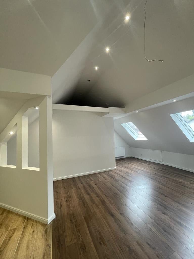Prenájom bytu 2-izbový 100 m², Illertissen, Bavorsko Prenájom bytu 2-izbový 100 m², Illertissen, Bavorsko