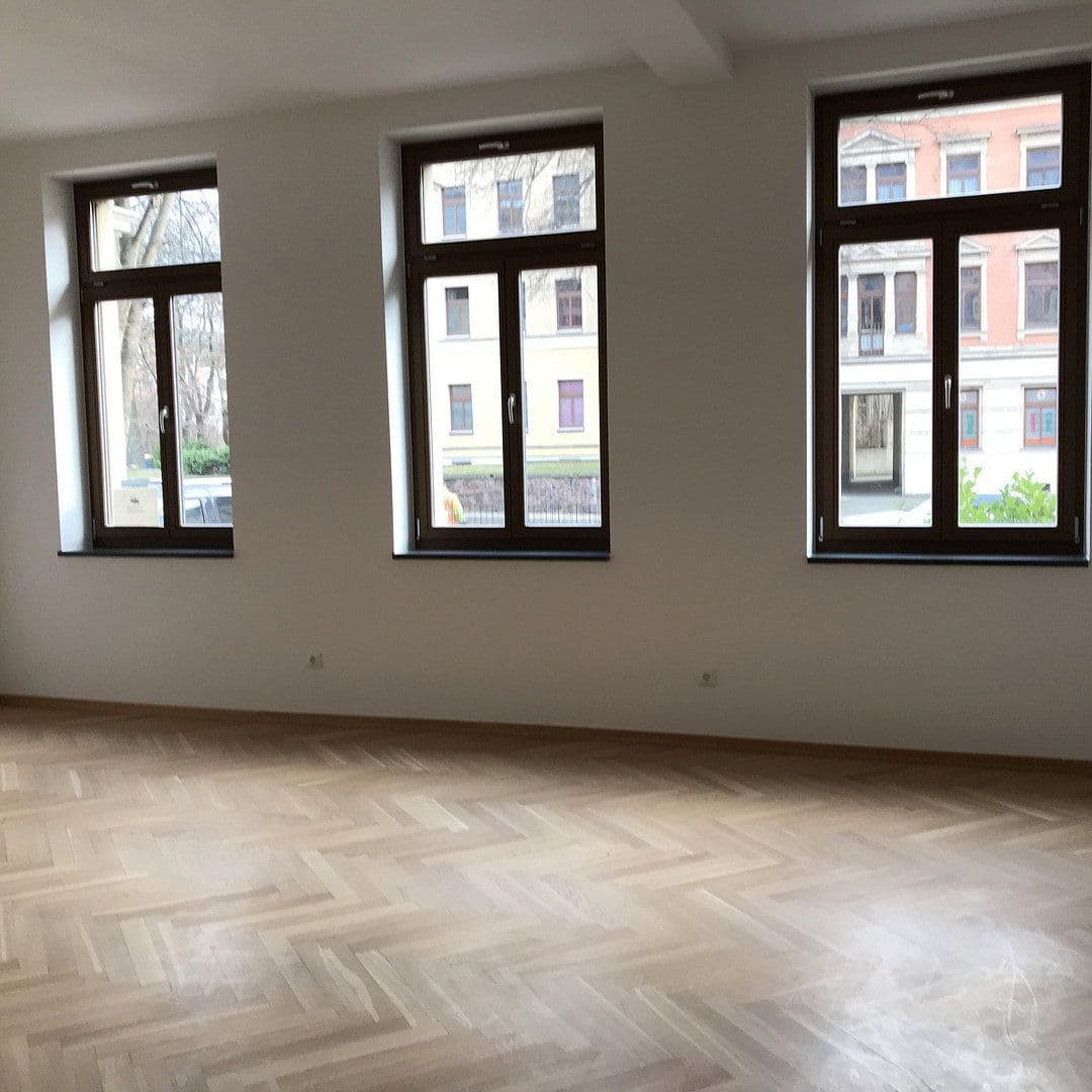 Prenájom bytu 3-izbový 98 m², Chemnitz, Sasko Prenájom bytu 3-izbový 98 m², Chemnitz, Sasko