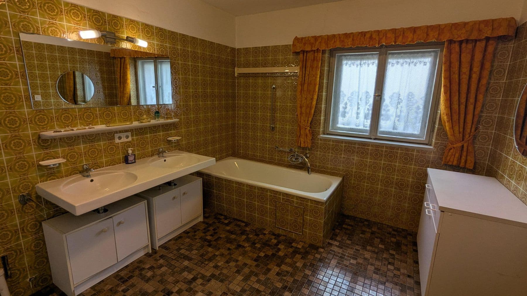 Predaj domu 156 m², pozemek 431 m², Markt Schwaben, Bavorsko Predaj domu 156 m², pozemek 431 m², Markt Schwaben, Bavorsko