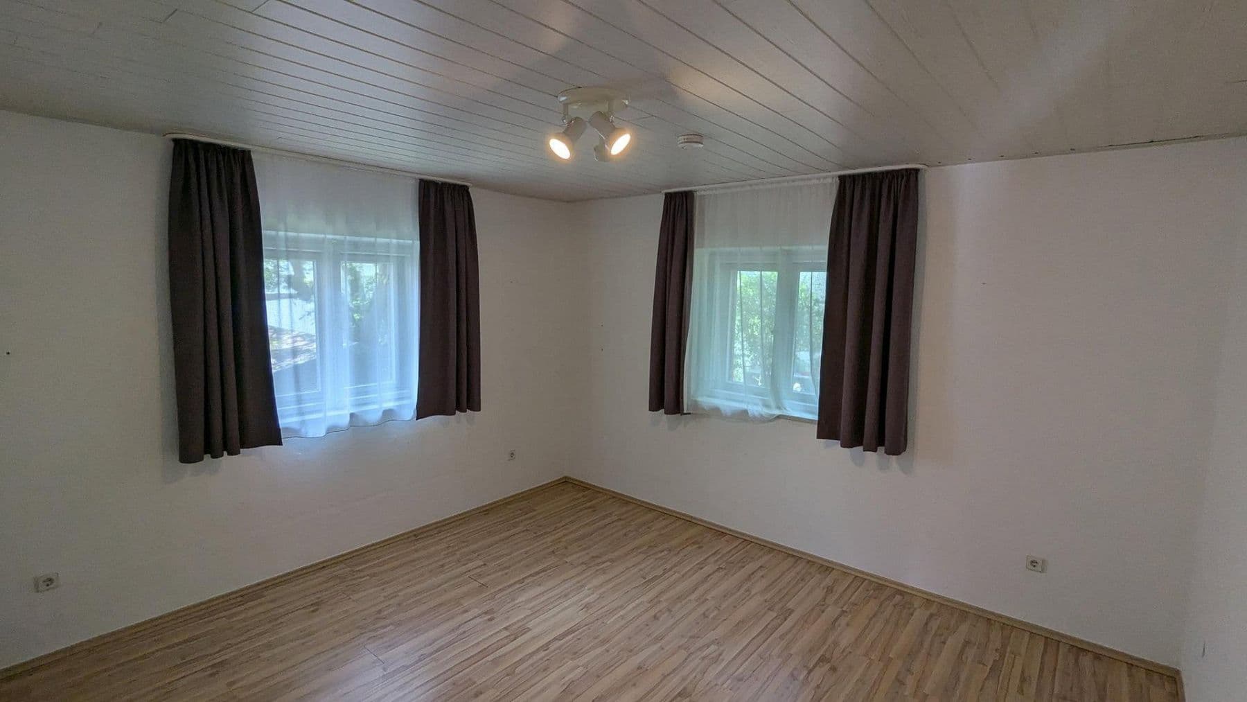 Predaj domu 156 m², pozemek 431 m², Markt Schwaben, Bavorsko Predaj domu 156 m², pozemek 431 m², Markt Schwaben, Bavorsko