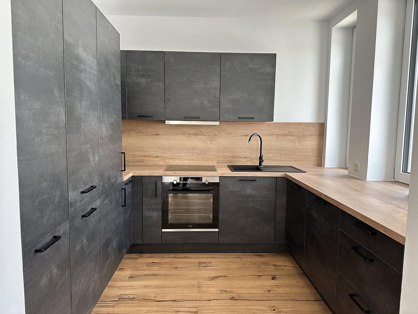 Prenájom bytu 3-izbový 83 m², Badstr. 131, Egloffstein, Bavorsko Prenájom bytu 3-izbový 83 m², Badstr. 131, Egloffstein, Bavorsko