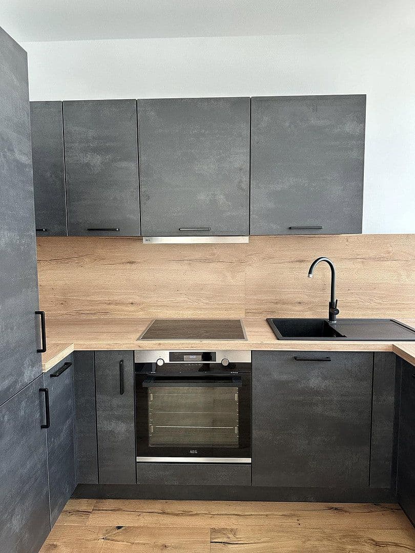 Prenájom bytu 3-izbový 83 m², Badstr. 131, Egloffstein, Bavorsko Prenájom bytu 3-izbový 83 m², Badstr. 131, Egloffstein, Bavorsko
