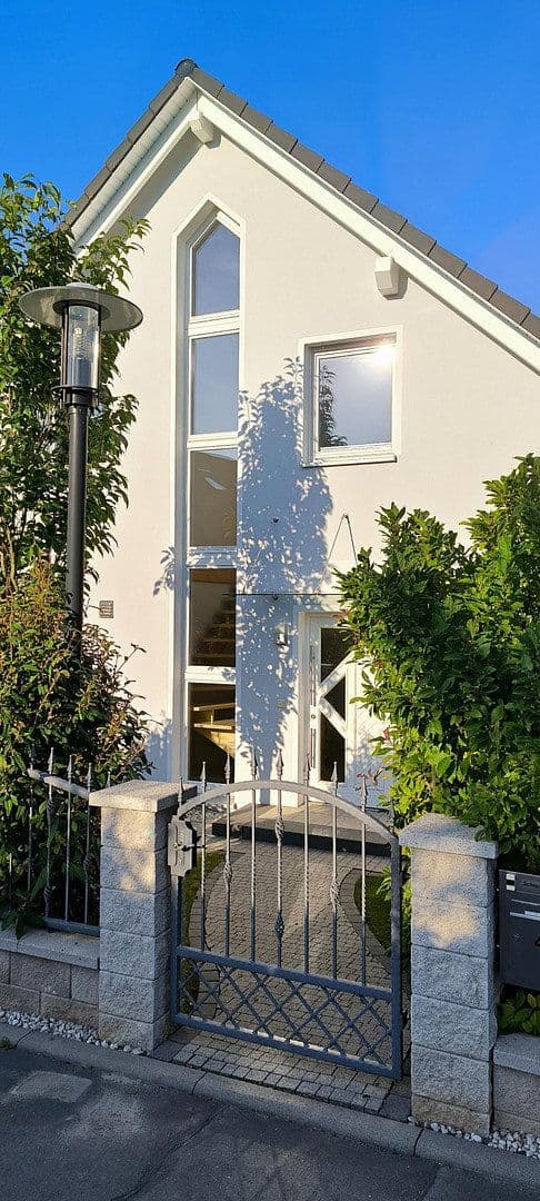 Predaj domu 138 m², pozemek 441 m², Jena, Durínsko Predaj domu 138 m², pozemek 441 m², Jena, Durínsko