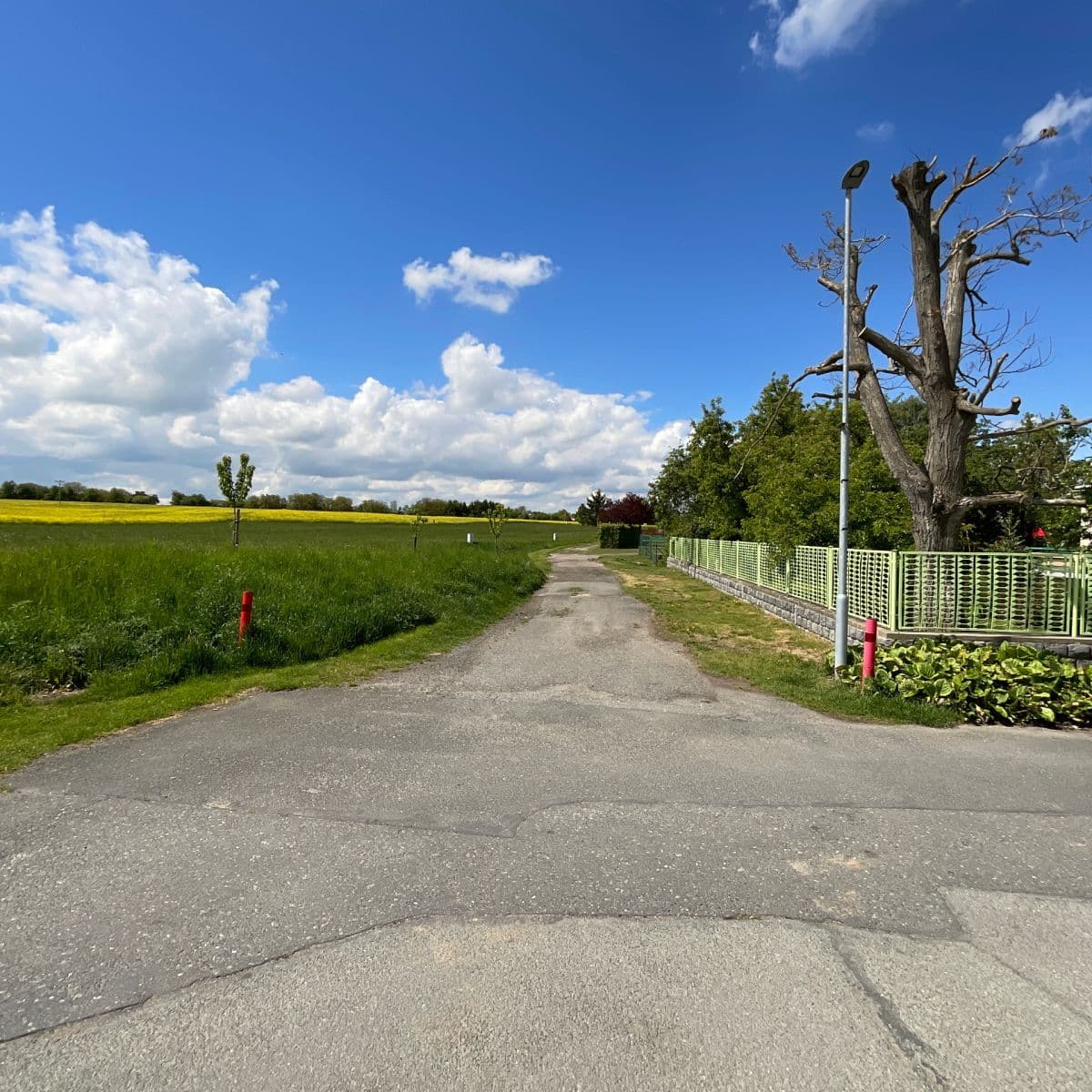 Predaj pozemku 951 m², Ohrádka II, Suchdol, Středočeský kraj Predaj pozemku 951 m², Ohrádka II, Suchdol, Středočeský kraj