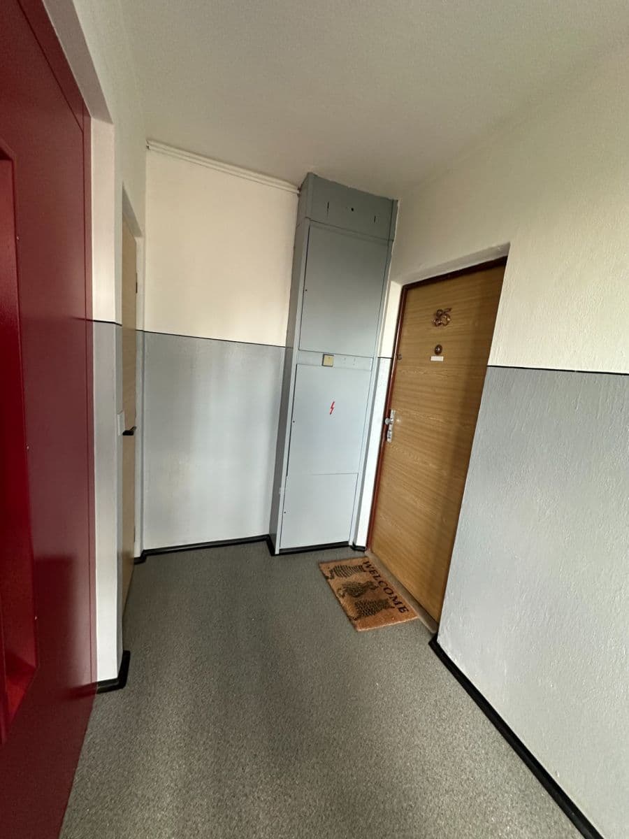 Prenájom bytu 3-izbový 75 m², Josefa Ševčíka, Most, Ústecký kraj Prenájom bytu 3-izbový 75 m², Josefa Ševčíka, Most, Ústecký kraj