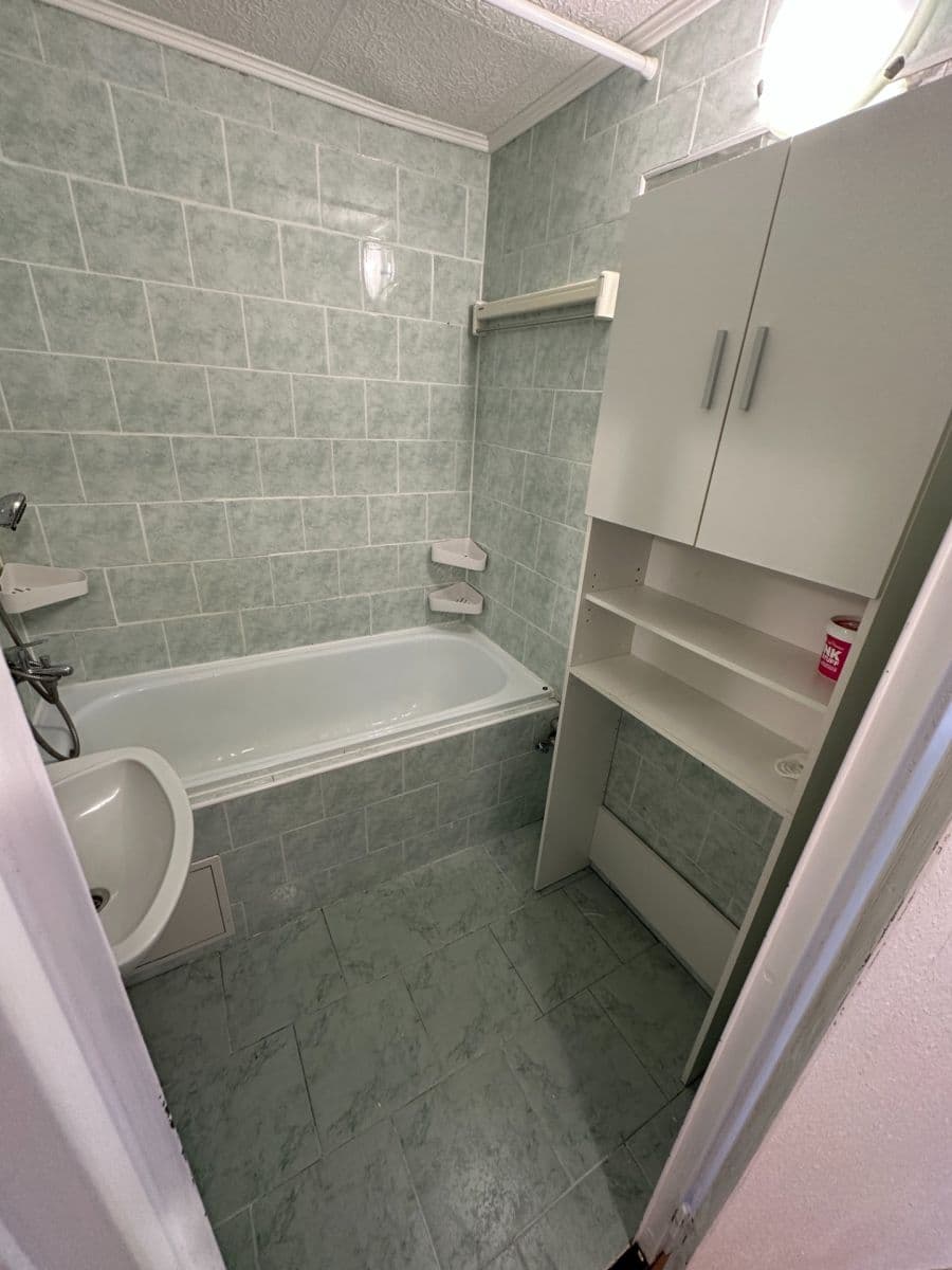 Prenájom bytu 3-izbový 75 m², Josefa Ševčíka, Most, Ústecký kraj Prenájom bytu 3-izbový 75 m², Josefa Ševčíka, Most, Ústecký kraj