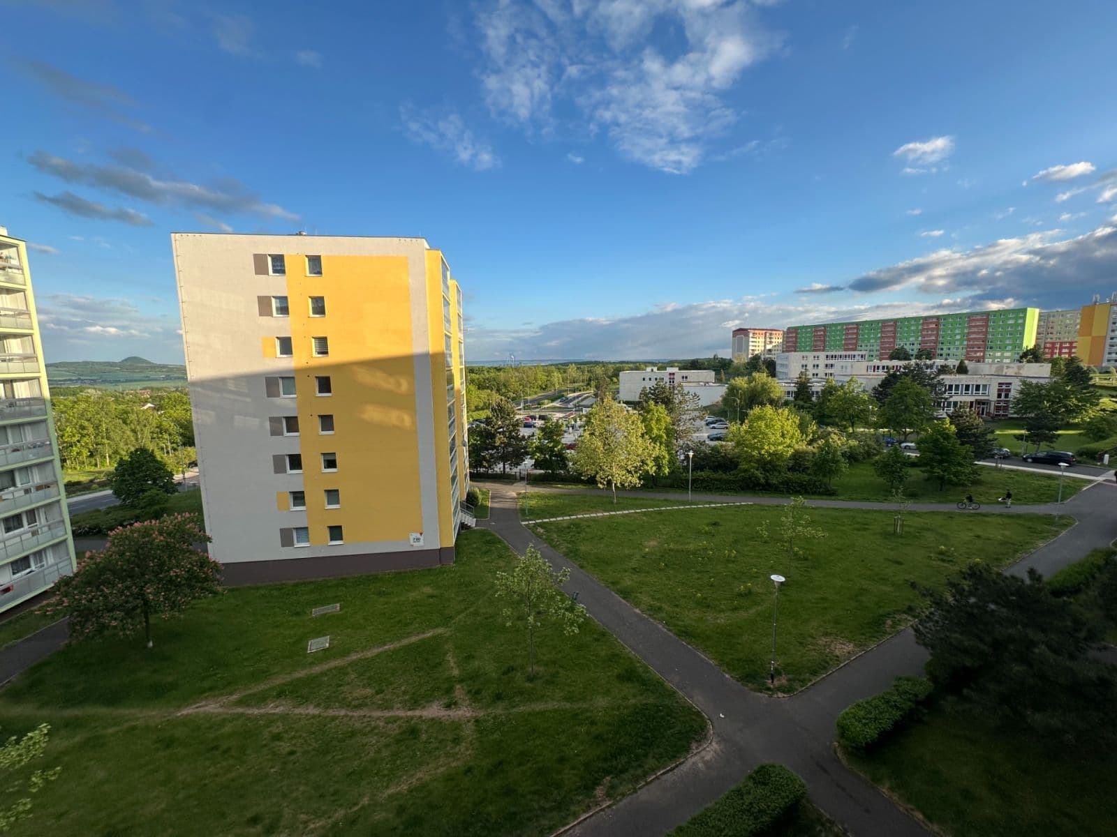Prenájom bytu 3-izbový 75 m², Josefa Ševčíka, Most, Ústecký kraj Prenájom bytu 3-izbový 75 m², Josefa Ševčíka, Most, Ústecký kraj