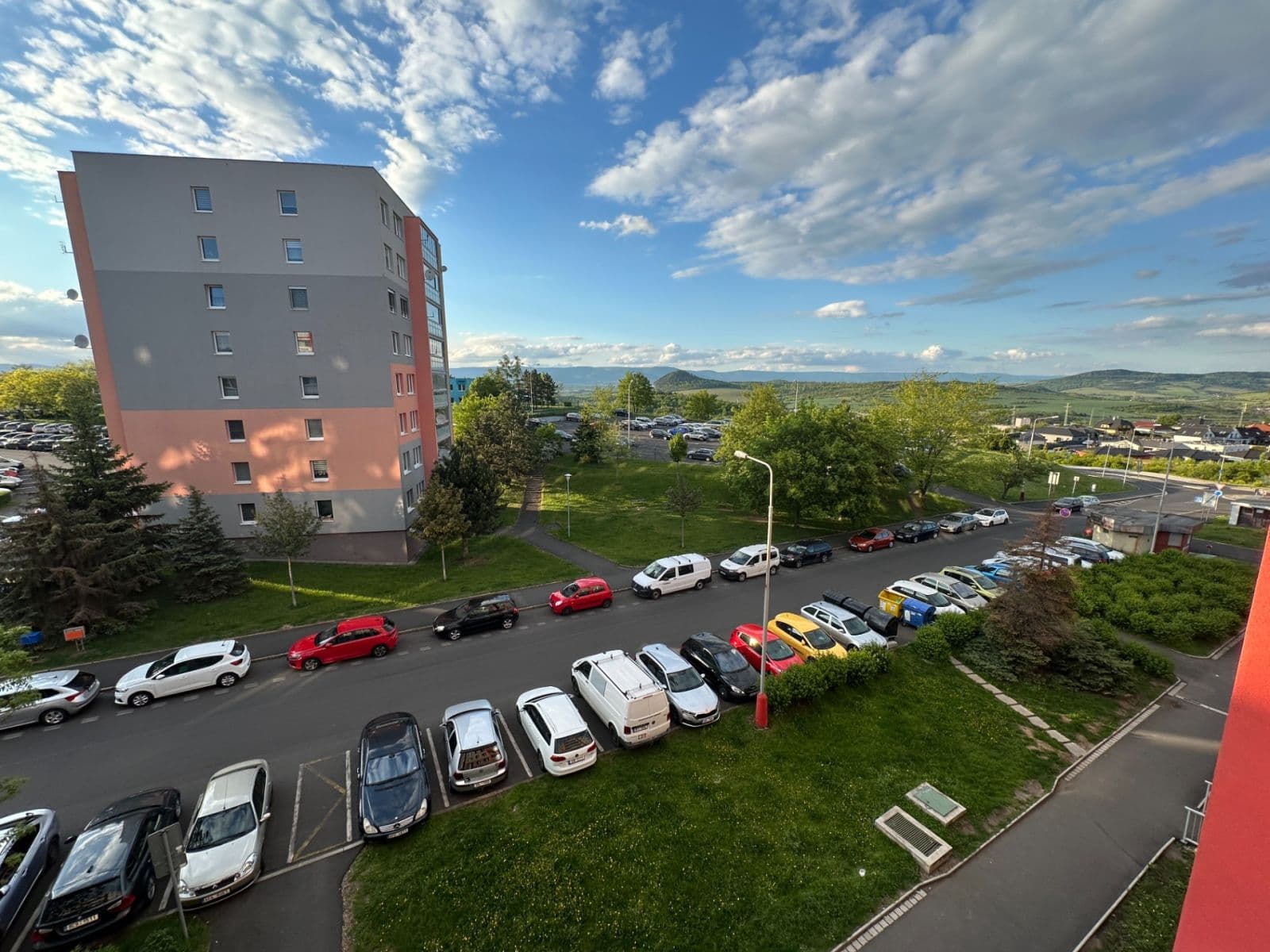 Prenájom bytu 3-izbový 75 m², Josefa Ševčíka, Most, Ústecký kraj Prenájom bytu 3-izbový 75 m², Josefa Ševčíka, Most, Ústecký kraj