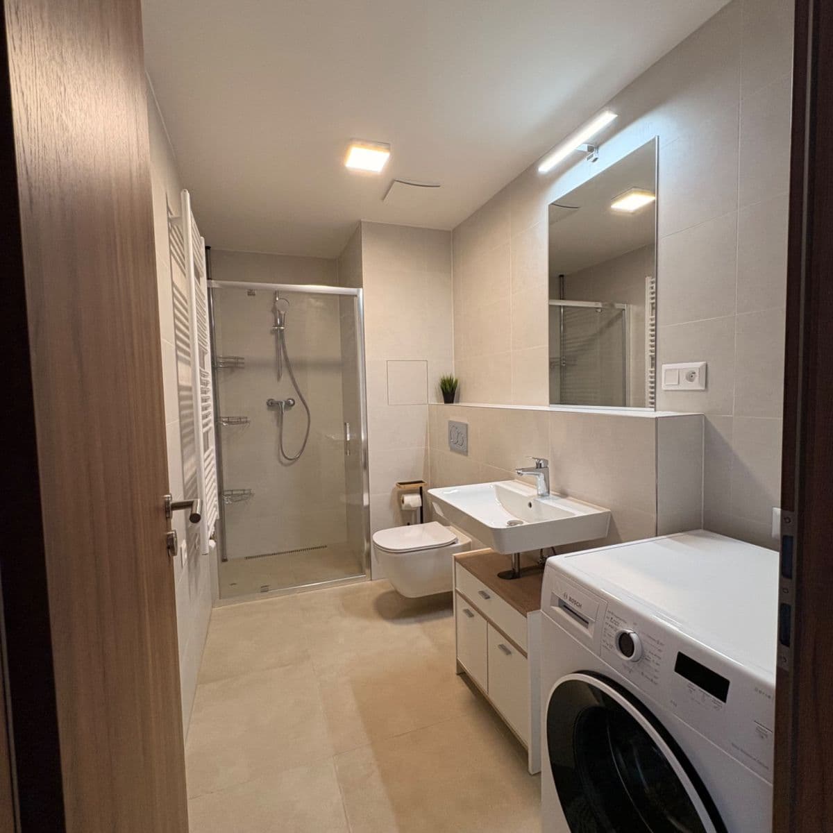 Prenájom bytu 3-izbový 43 m², Haenkeho, Praha, Praha Prenájom bytu 3-izbový 43 m², Haenkeho, Praha, Praha